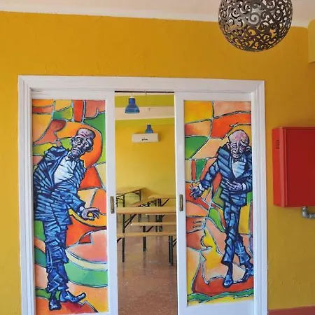 Utopia House Vandrerhjem