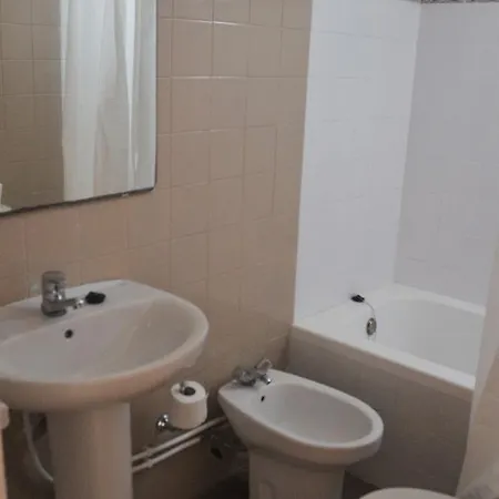 Utopia House Hostal Sitges