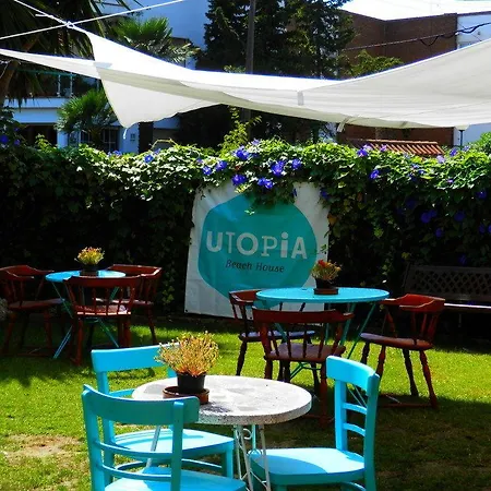 Utopia House Vandrerhjem Sitges